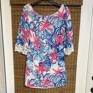 Lilly Pulitzer She she shells tunic